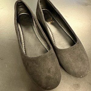 Unknown Brand - Black Flats - Size 41 ( 9.5) Women's - Never Worn